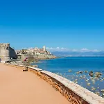 Apartment Picasso - Old Town - Happy Antibes