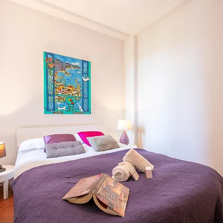 Picasso - Old Town - Happy * Антиб