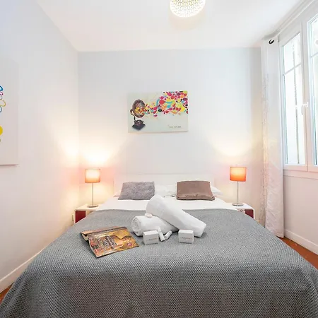 Picasso - Old Town - Happy * Антиб