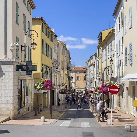 Lejlighed Picasso - Old Town - Happy *
