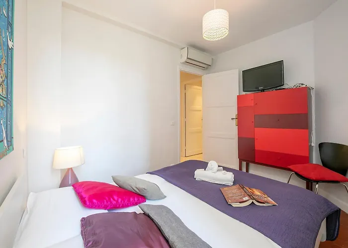 Picasso - Old Town - Happy דירה